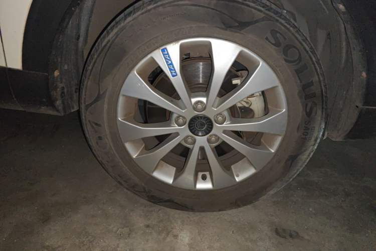 Used Haval H2s 2017 Blue Label 1.5T Dual-Clutch Elite Model Right Front Wheel Hub
