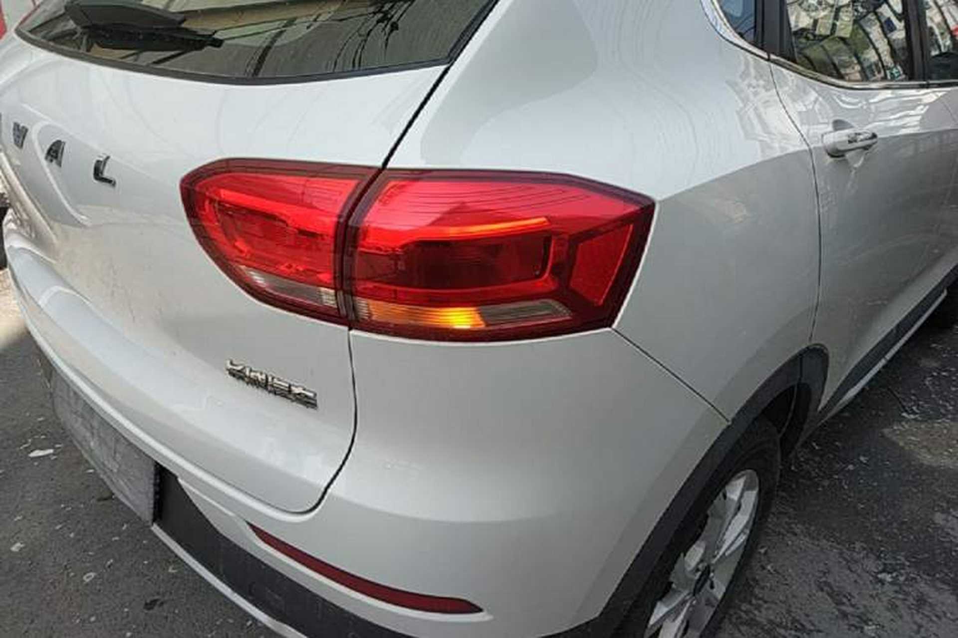 Used Haval H2s 2017 Red-Label 1.5T Dual-Clutch Elite Model Right Rear Taillight