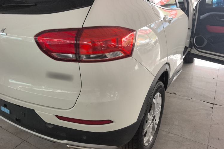 Used Haval H2s 2017 Red-Label 1.5T Dual-Clutch Elite Model Right Rear Taillight