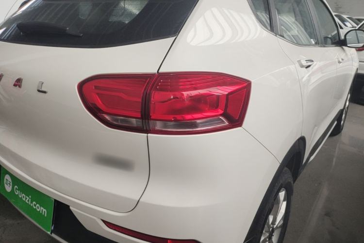 Used Haval H2s 2017 Red-Label 1.5T Dual-Clutch Comfort Model Right Rear Taillight