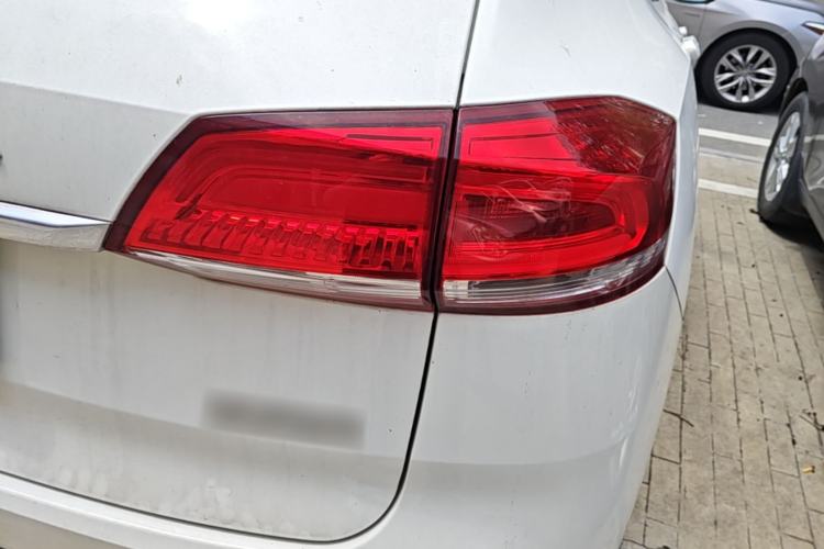 Used Haval H2s 2017 Blue Label 1.5T Dual-Clutch Comfort Model Right Rear Taillight