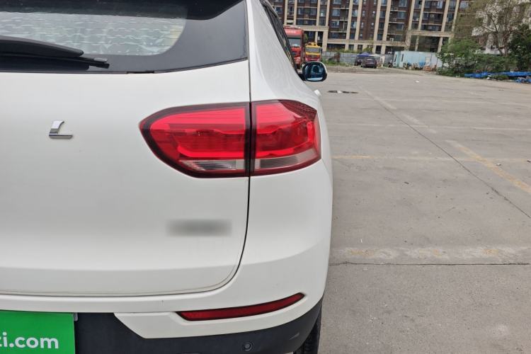 Used Haval H2s 2017 Red-Label 1.5T Dual-Clutch Luxury Model Right Rear Taillight