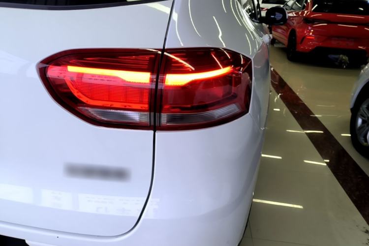Used Haval H2s 2017 Red Label 1.5T Manual Comfort Model Right Rear Taillight