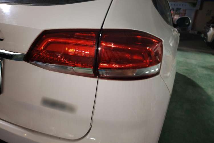 Used Haval H2s 2017 Blue Label 1.5T Manual Elite Model Right Rear Taillight