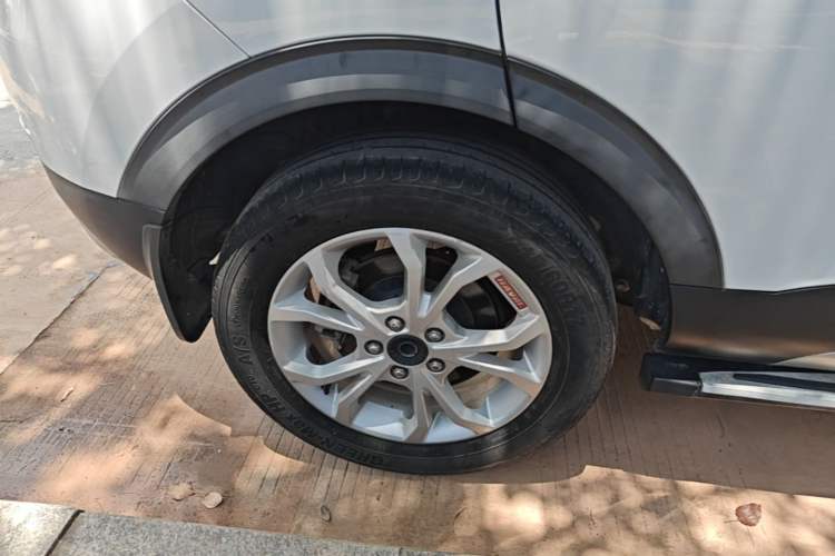 Used Haval H2s 2017 Red-Label 1.5T Dual-Clutch Elite Model Right Rear Wheel Hub