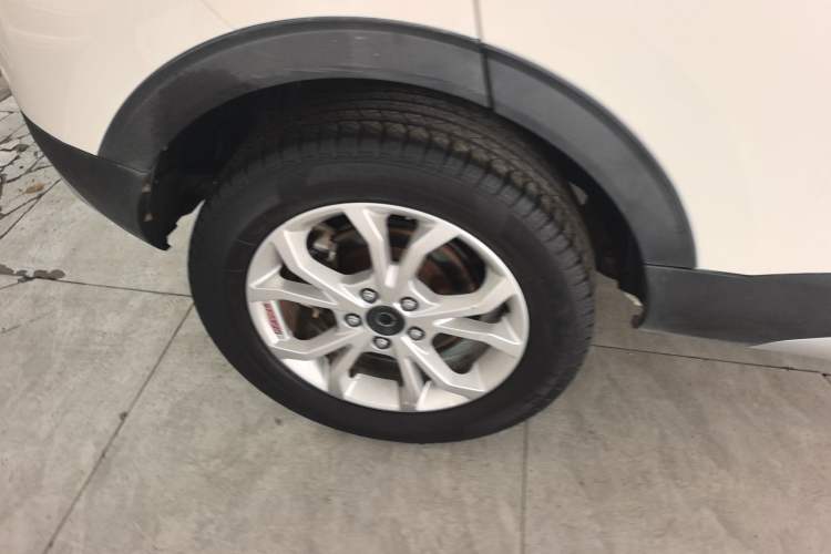 Used Haval H2s 2017 Red-Label 1.5T Dual-Clutch Elite Model Right Rear Wheel Hub