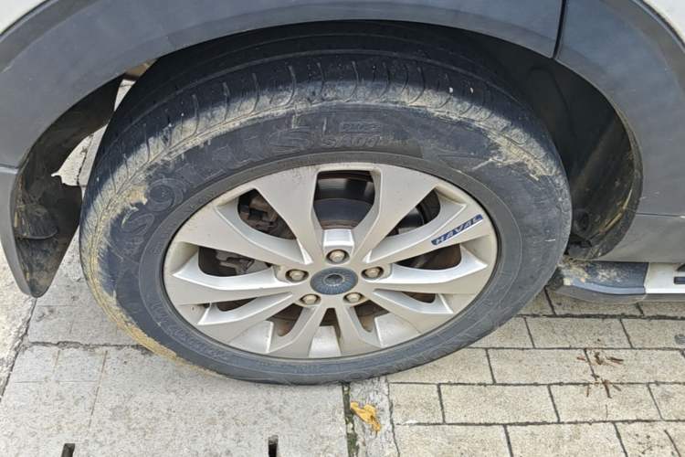 Used Haval H2s 2017 Blue Label 1.5T Dual-Clutch Comfort Model Right Rear Wheel Hub