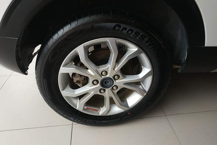 Used Haval H2s 2017 Red-Label 1.5T Dual-Clutch Elite Model Right Rear Wheel Hub