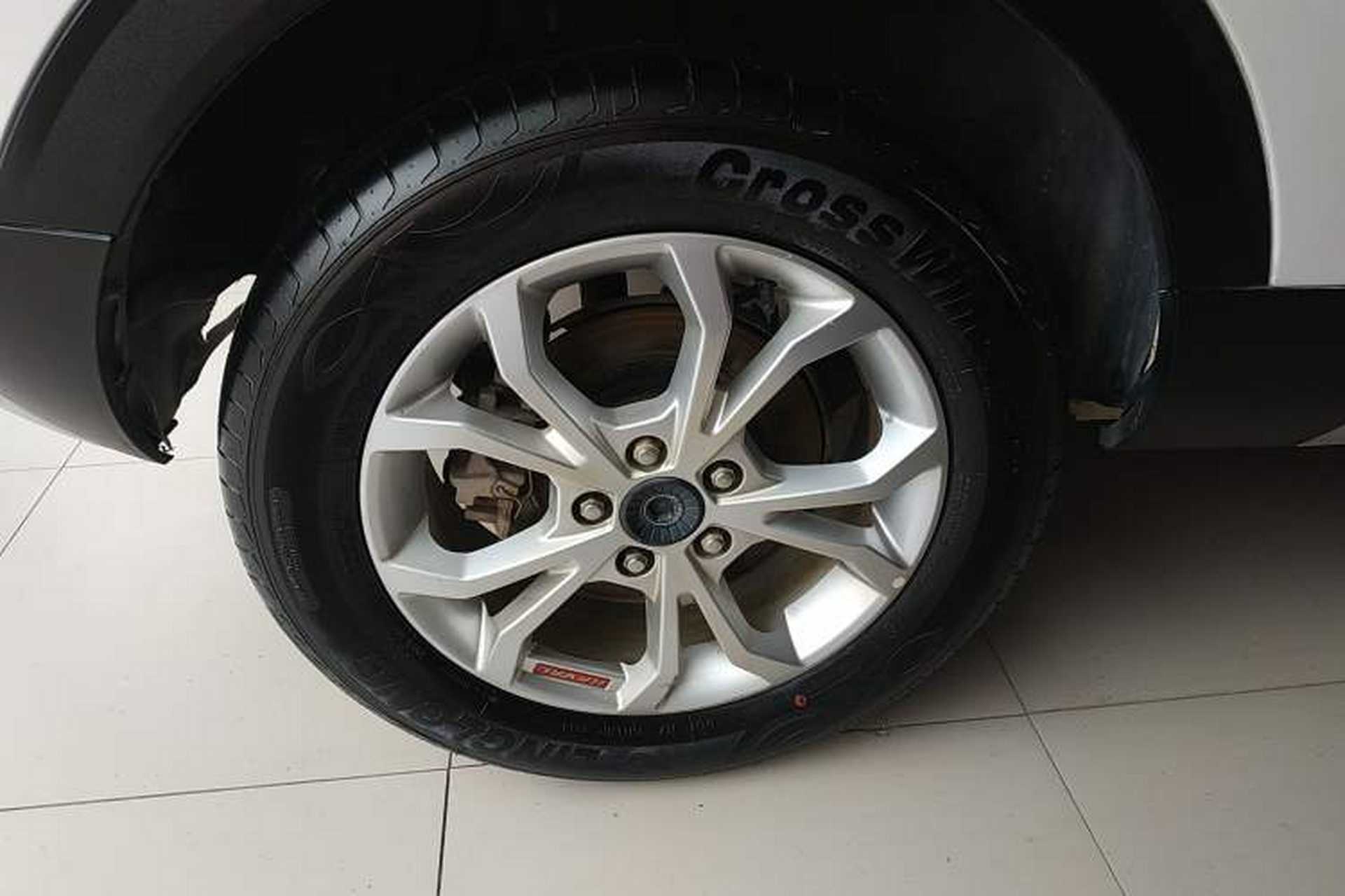 Used Haval H2s 2017 Red-Label 1.5T Dual-Clutch Elite Model Right Rear Wheel Hub