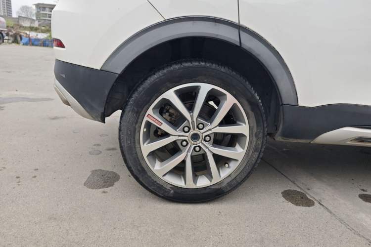 Used Haval H2s 2017 Red-Label 1.5T Dual-Clutch Luxury Model Right Rear Wheel Hub