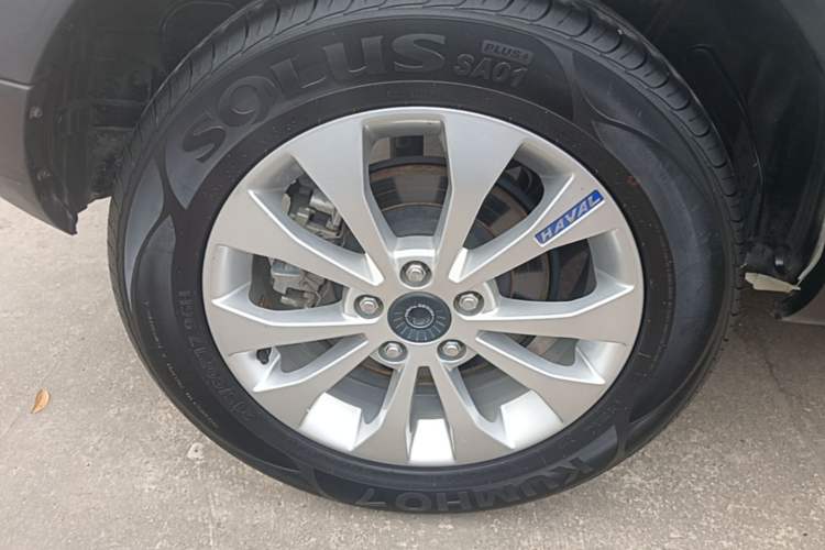 Used Haval H2s 2017 Blue Label 1.5T Dual-Clutch Elite Model Right Rear Wheel Hub