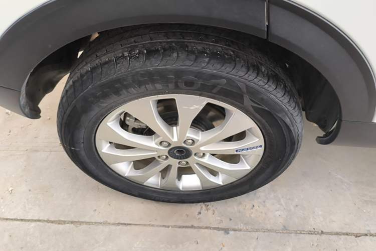 Used Haval H2s 2017 Blue Label 1.5T Dual-Clutch Elite Model Right Rear Wheel Hub