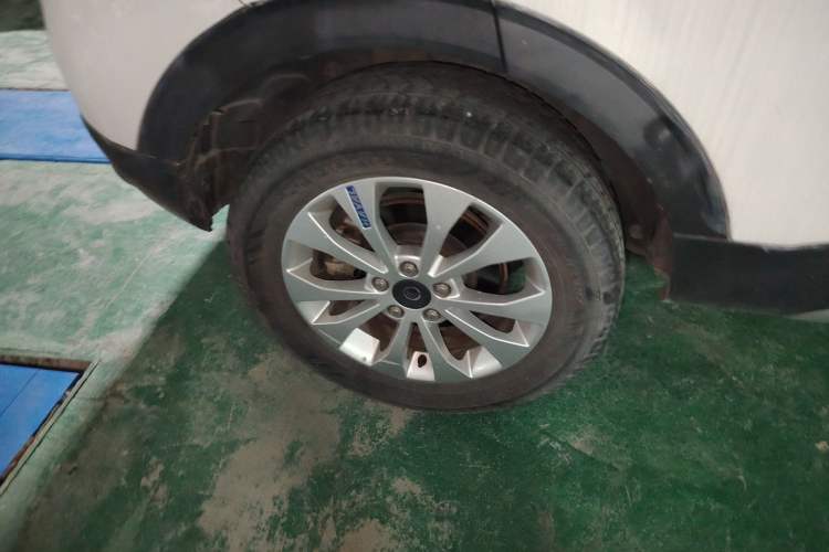 Used Haval H2s 2017 Blue Label 1.5T Manual Elite Model Right Rear Wheel Hub
