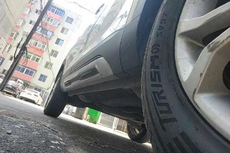 Used Haval H2s 2017 Red-Label 1.5T Dual-Clutch Elite Model Right Side Sill
