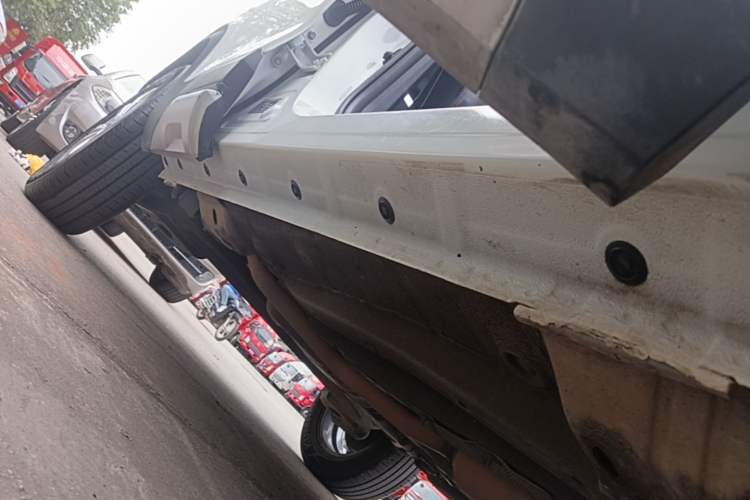 Used Haval H2s 2017 Blue Label 1.5T Dual-Clutch Elite Model Right Side Sill
