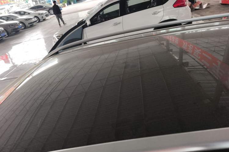 Used Haval H2s 2017 Red-Label 1.5T Dual-Clutch Elite Model Roof