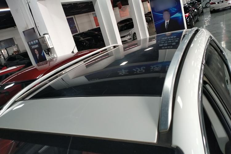 Used Haval H2s 2017 Red-Label 1.5T Dual-Clutch Elite Model Roof