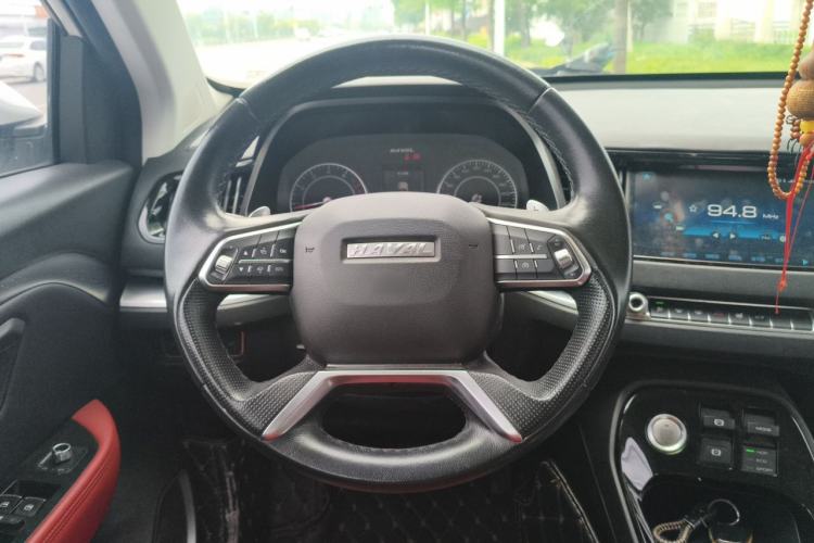Used Haval H2s 2017 Red-Label 1.5T Dual-Clutch Elite Model Steering Wheel