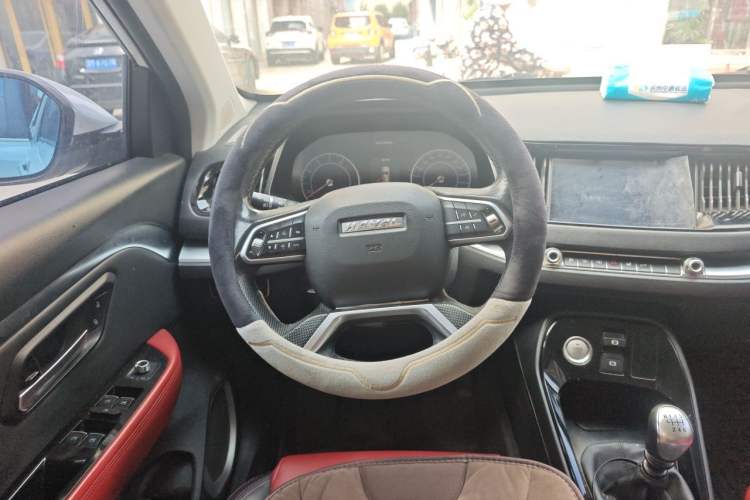Used Haval H2s 2017 Red Label 1.5T Manual Comfort Model Steering Wheel
