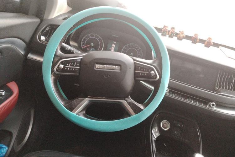 Used Haval H2s 2017 Red-Label 1.5T Manual Elite Model Steering Wheel