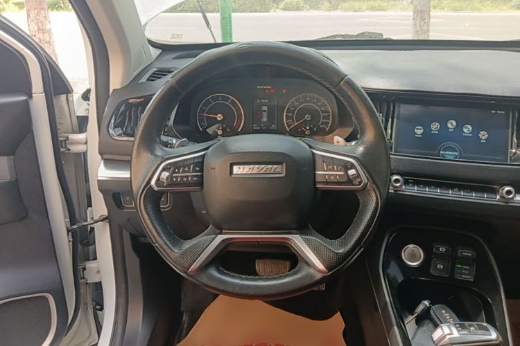 Used Haval H2s 2017 Red-Label 1.5T Dual-Clutch Comfort Model Steering Wheel