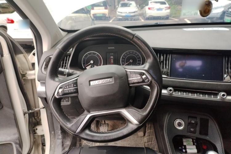 Used Haval H2s 2017 Red-Label 1.5T Manual Elite Model Steering Wheel