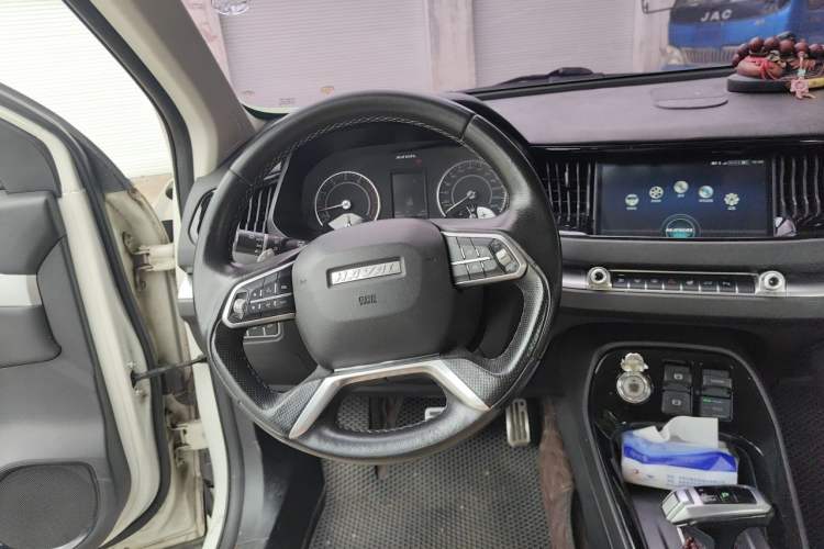 Used Haval H2s 2017 Red-Label 1.5T Dual-Clutch Luxury Model Steering Wheel