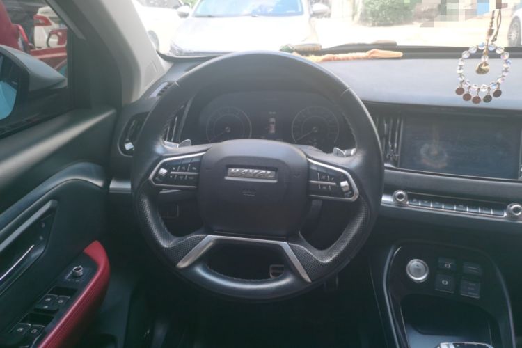 Used Haval H2s 2017 Red-Label 1.5T Dual-Clutch Luxury Model Steering Wheel