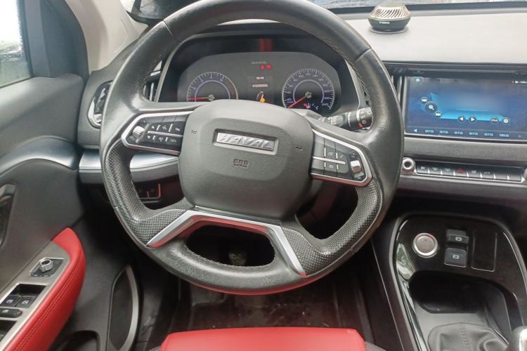 Used Haval H2s 2017 Red-Label 1.5T Manual Elite Model Steering Wheel