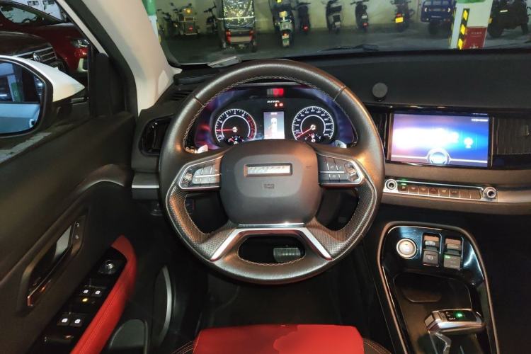 Used Haval H2s 2017 Red-Label 1.5T Dual-Clutch Elite Model Steering Wheel