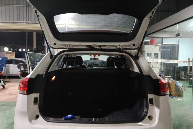 Used Haval H2s 2017 Blue Label 1.5T Manual Elite Model Trunk