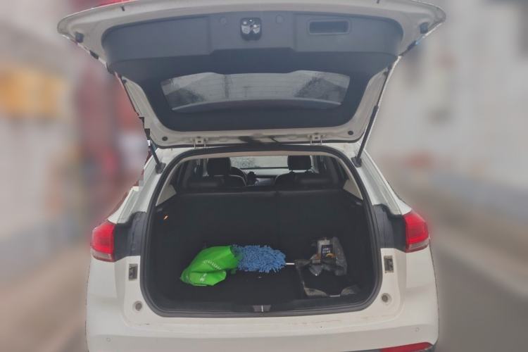Used Haval H2s 2017 Blue Label 1.5T Dual-Clutch Elite Model Trunk