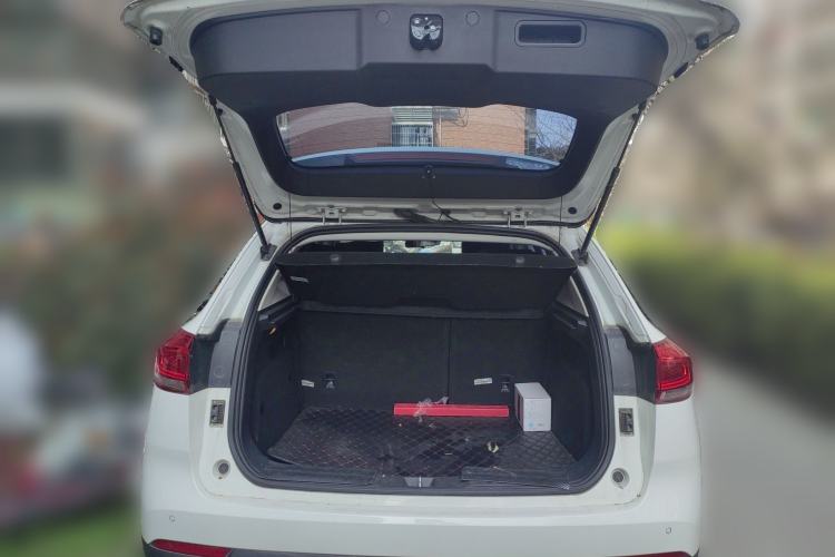 Used Haval H2s 2017 Blue Label 1.5T Dual-Clutch Elite Model Trunk