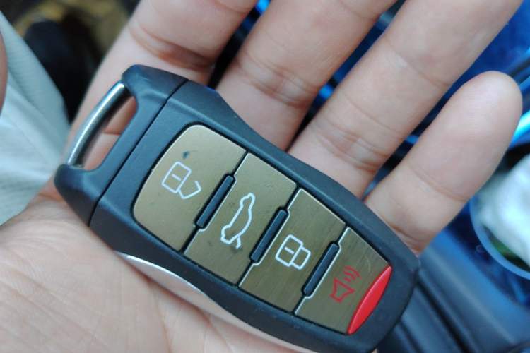 Used Haval H2s 2017 Blue Label 1.5T Dual-Clutch Elite Model Vehicle Key