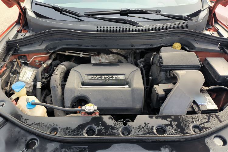 Used Haval H2s 2017 Red-Label 1.5T Dual-Clutch Elite Model Engine Bay