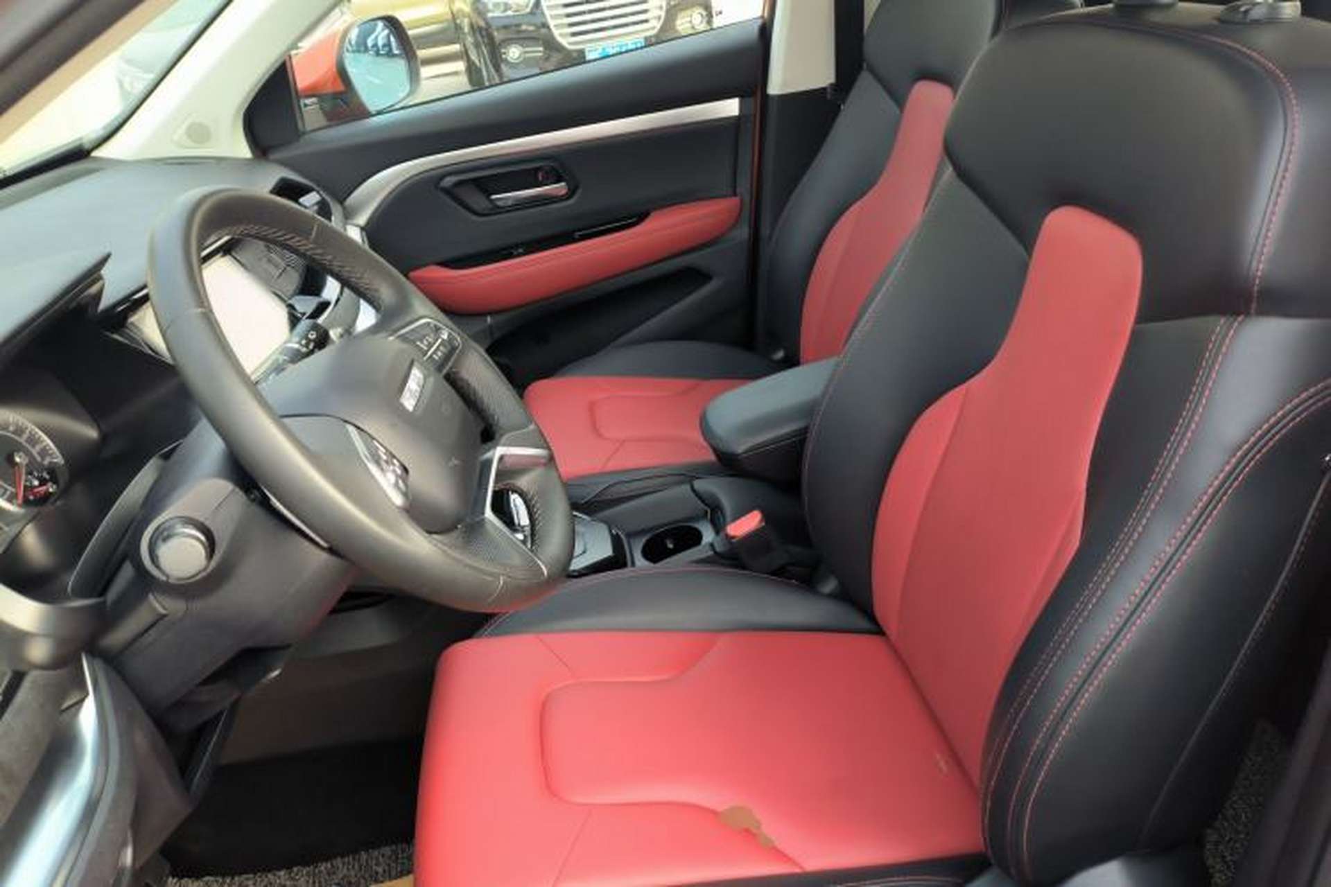 Used Haval H2s 2017 Red-Label 1.5T Dual-Clutch Elite Model Left Front Seat