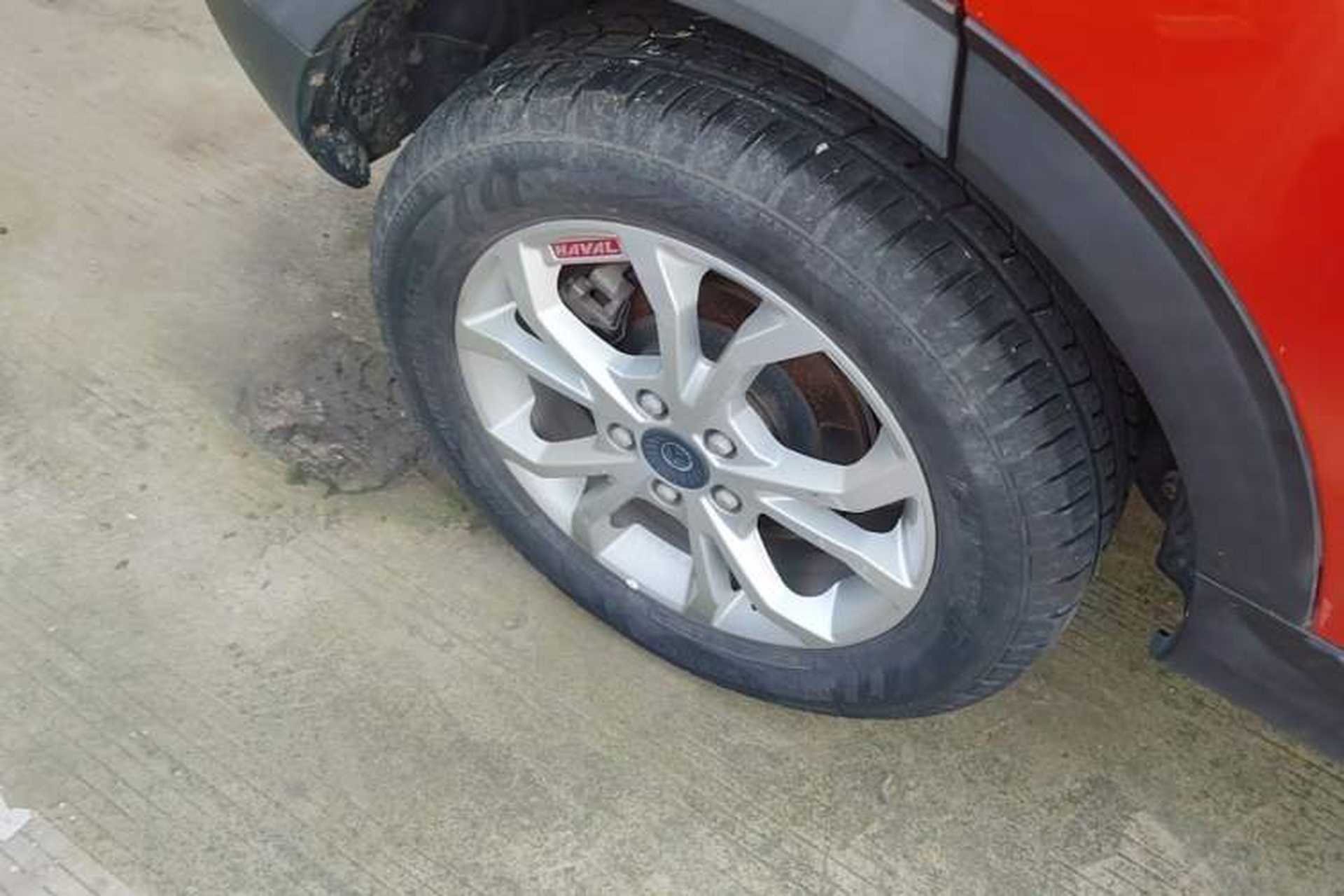 Used Haval H2s 2017 Red-Label 1.5T Dual-Clutch Comfort Model Right Rear Wheel Hub