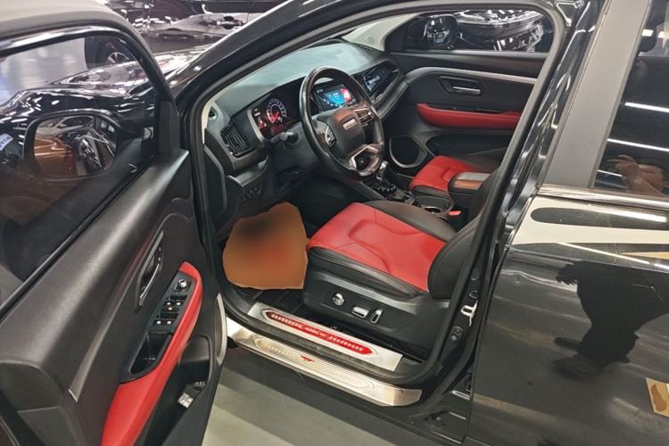 Used Haval H2s 2018 Red-Label 1.5T Dual-Clutch ZhiShang Model Driver Seat