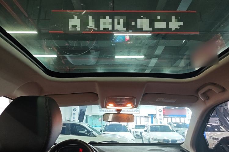 Used Haval H2s 2018 Red-Label 1.5T Dual-Clutch ZhiShang Model Headliner