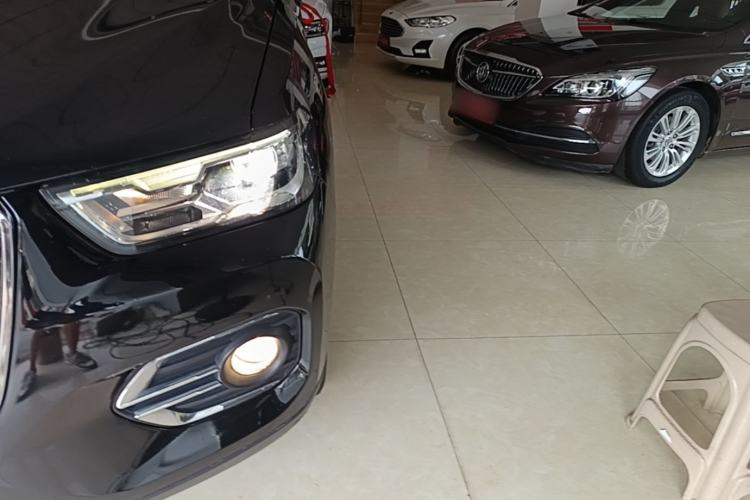Used Haval H2s 2018 1.5T Dual-Clutch ZhiShang Model Left Front Headlight