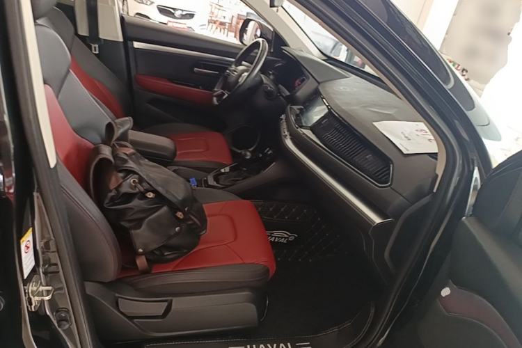 Used Haval H2s 2018 1.5T Dual-Clutch ZhiShang Model Right Front Seat