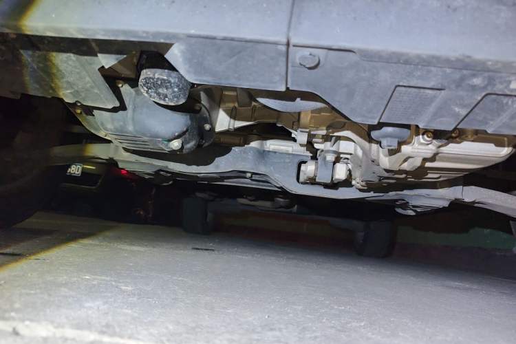 Used Haval H2s 2018 Blue Label 1.5T Dual-Clutch ZhiShang Model Chassis Front