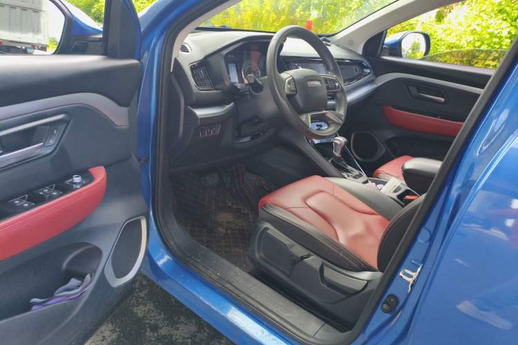 Used Haval H2s 2018 Blue Label 1.5T Dual-Clutch Fashion Edition Driver Seat