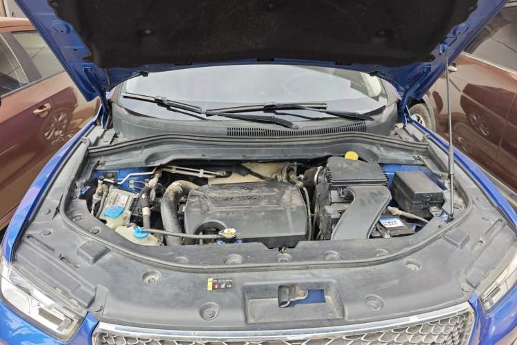 Used Haval H2s 2018 Red-Label 1.5T Dual-Clutch Elite Model Engine Bay