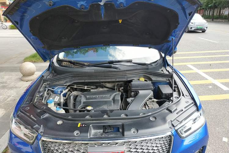 Used Haval H2s 2018 Red-Label 1.5T Dual-Clutch ZhiShang Model Engine Bay