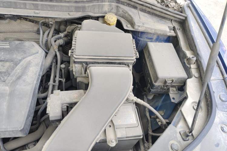 Used Haval H2s 2018 Red-Label 1.5T Dual-Clutch Elite Model Engine Bay Left