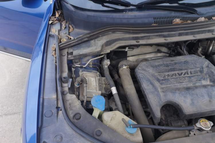 Used Haval H2s 2018 Red-Label 1.5T Dual-Clutch Luxury Model Engine Bay Right