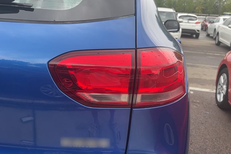 Used Haval H2s 2018 Red-Label 1.5T Dual-Clutch Luxury Model Exterior 5
