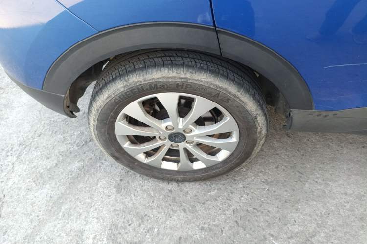 Used Haval H2s 2018 Blue Label 1.5T Dual-Clutch ZhiShang Model Exterior 8