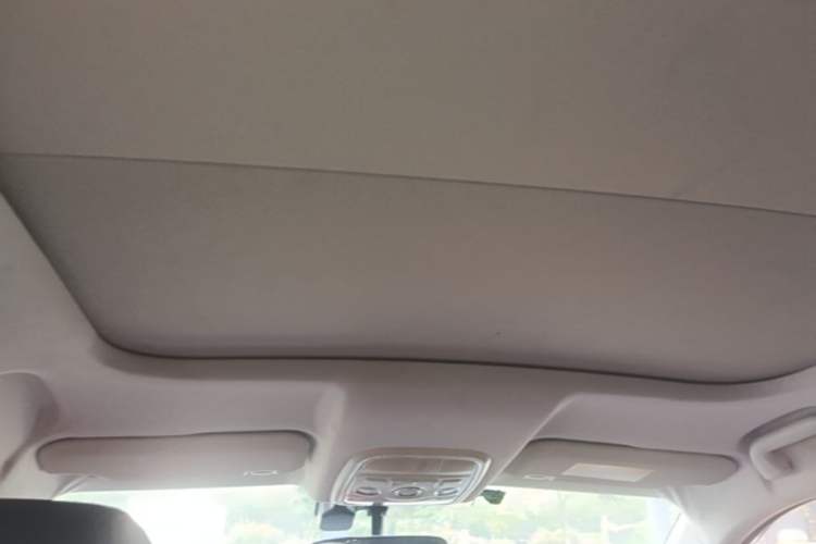 Used Haval H2s 2018 Red-Label 1.5T Dual-Clutch Luxury Model Headliner